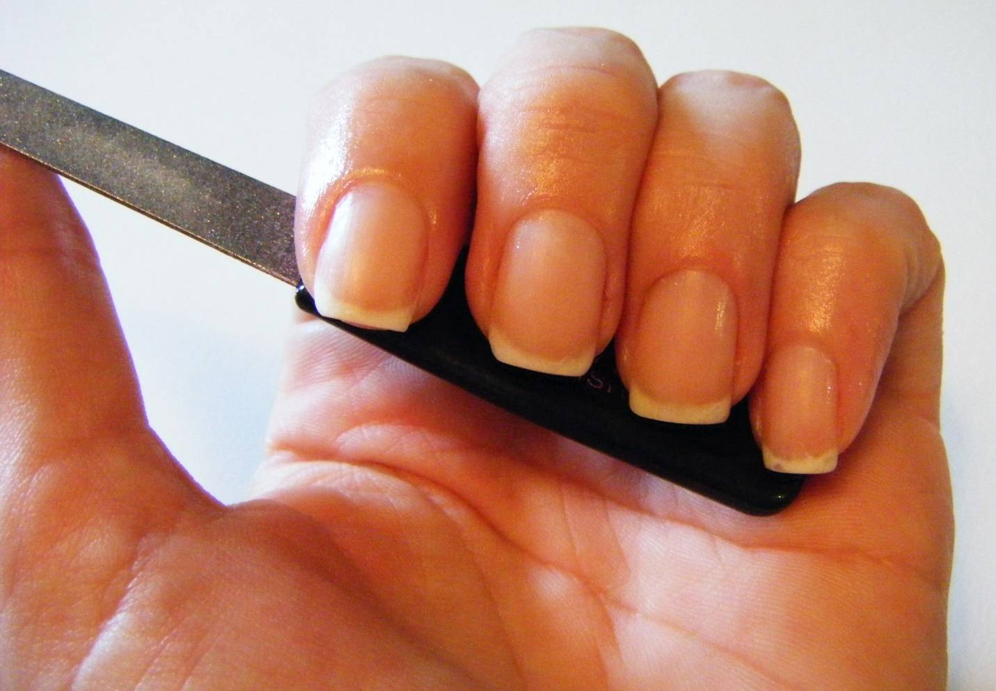 Как правильно пилить нужную форму ногтей на руках: овальную, квадратную, миндальную