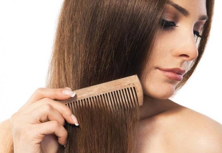 Аромарасчесывание волос: польза, правила