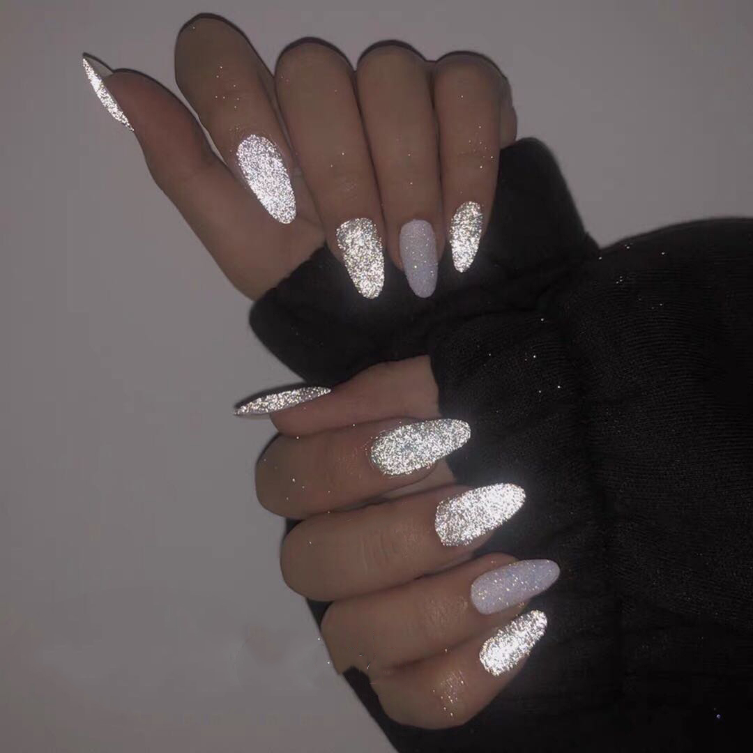 Светоотражающий гель-лак: идеи маникюра • журнал nails