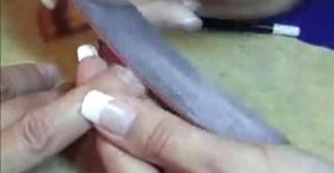 Наращивание ногтей гелем на типсах в домашних условиях. видео уроки
