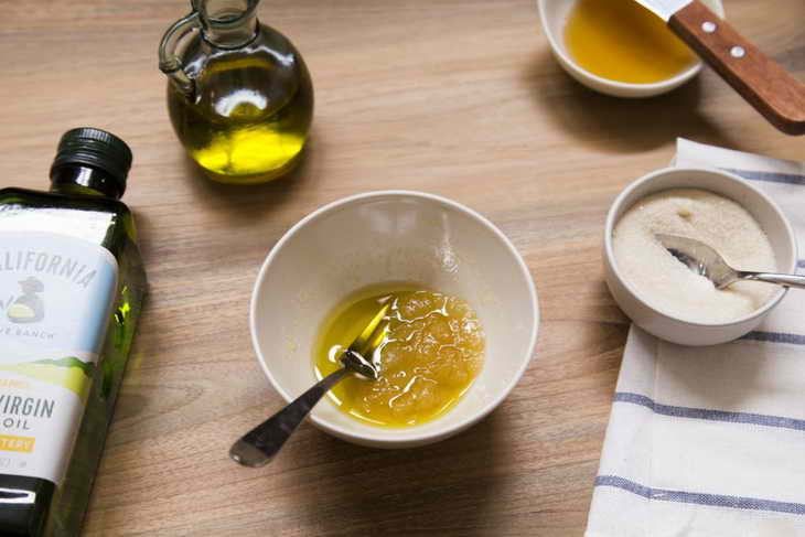Маска для волос с морской солью и оливковым маслом
