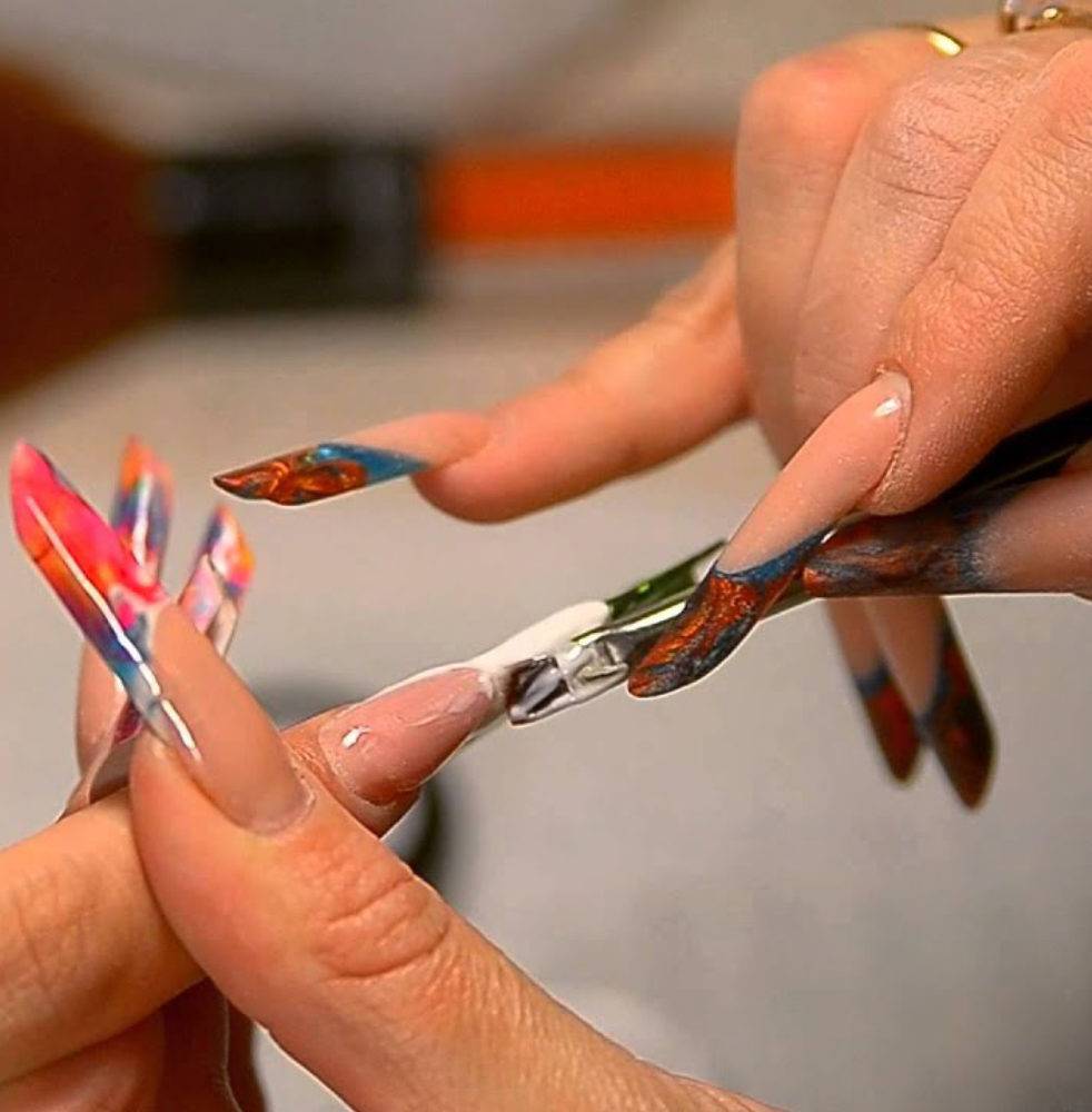 Наращивание ногтей с арочным моделированием
