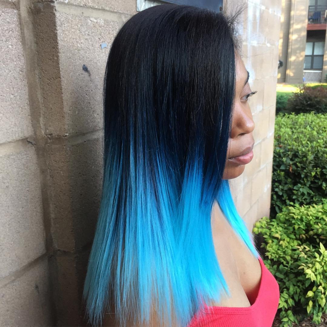 Окрашивание волос в голубой и синий цвет: однотон, обмре, балаяж (94 фото-идеи)