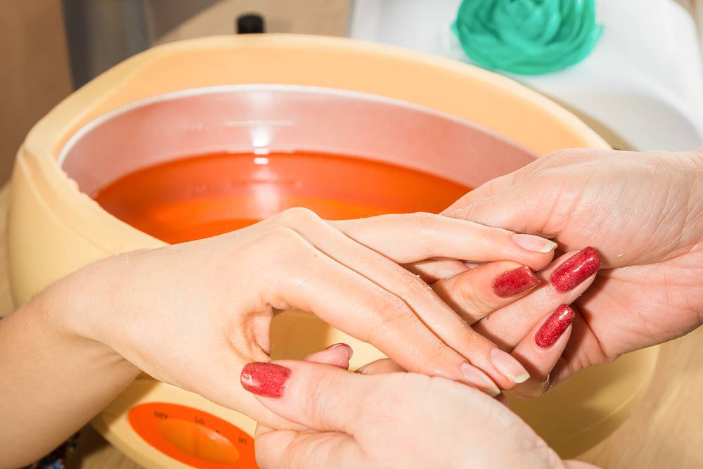 Парафинотерапия для рук: как процедура воздействует на кожу?