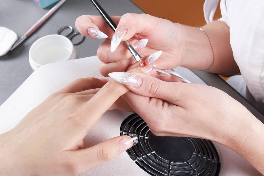 Что такое коррекция наращенных ногтей, ее виды и ценообразование  | pro.bhub.com.ua