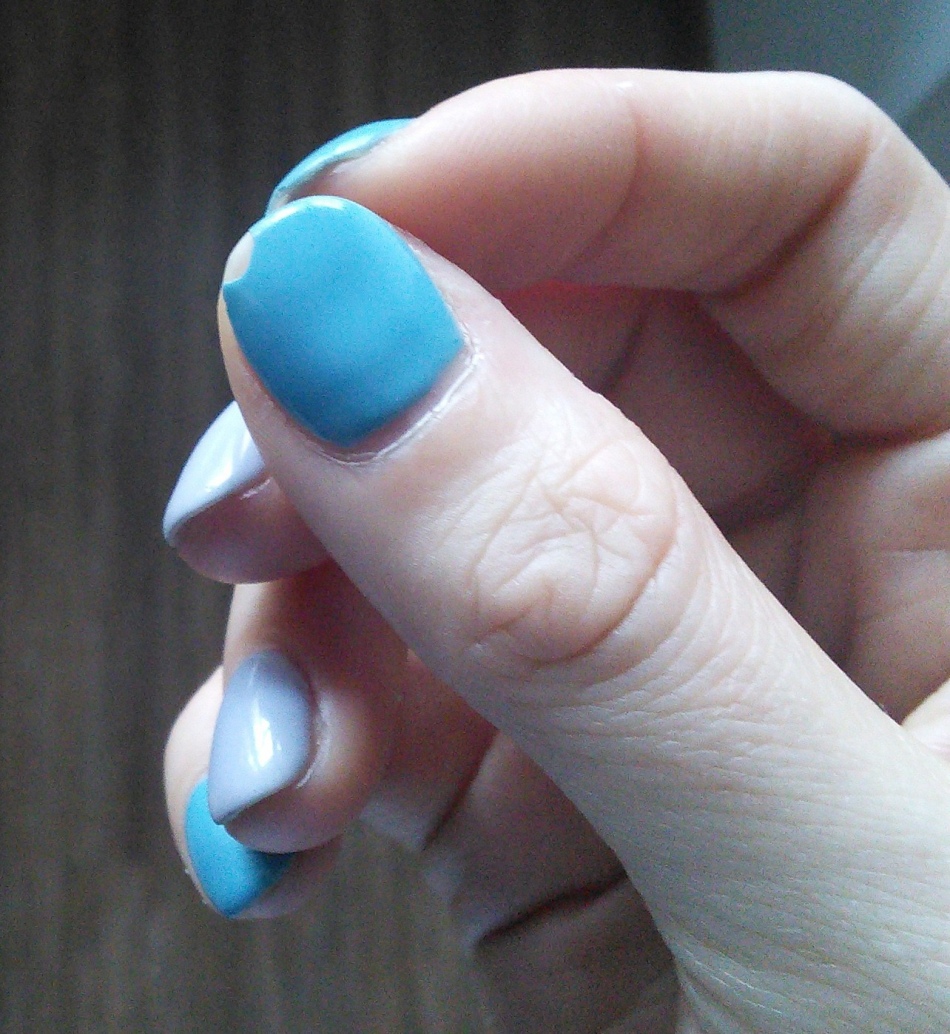 Почему гель-лак мягкий на ногтях. почему гель-лак не держится на ногтях, причины и их устранение | красивые прически