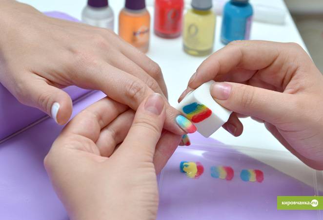 Можно ли детям ногти красить гель-лаком: маникюр у детей. со скольки лет можно наращивать ногти: возрастные ограничение, возможные последствия раннего наращивания