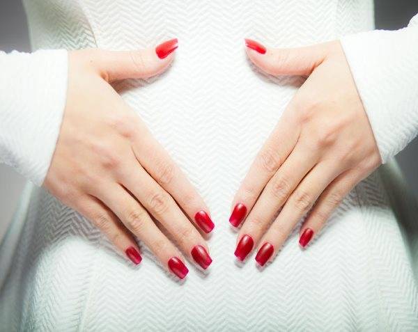 Можно ли беременным делать покрытие шеллаком, наращивание