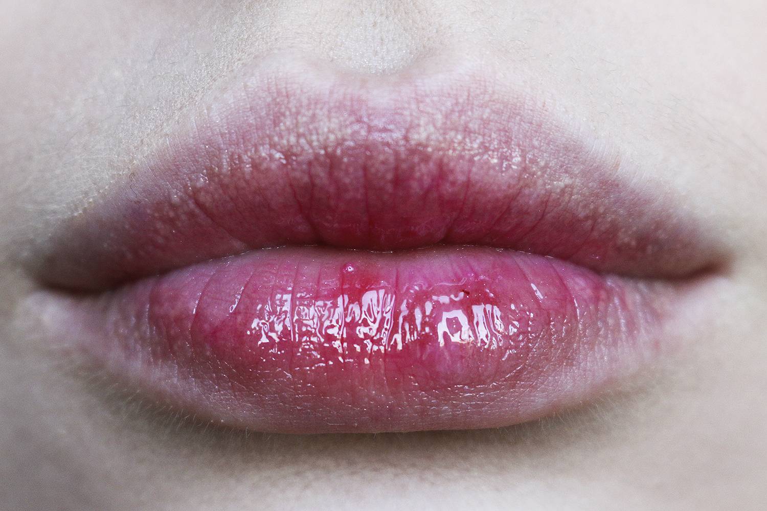 Техника татуажа lip kiss: эффект зацелованных губ  | pro.bhub.com.ua