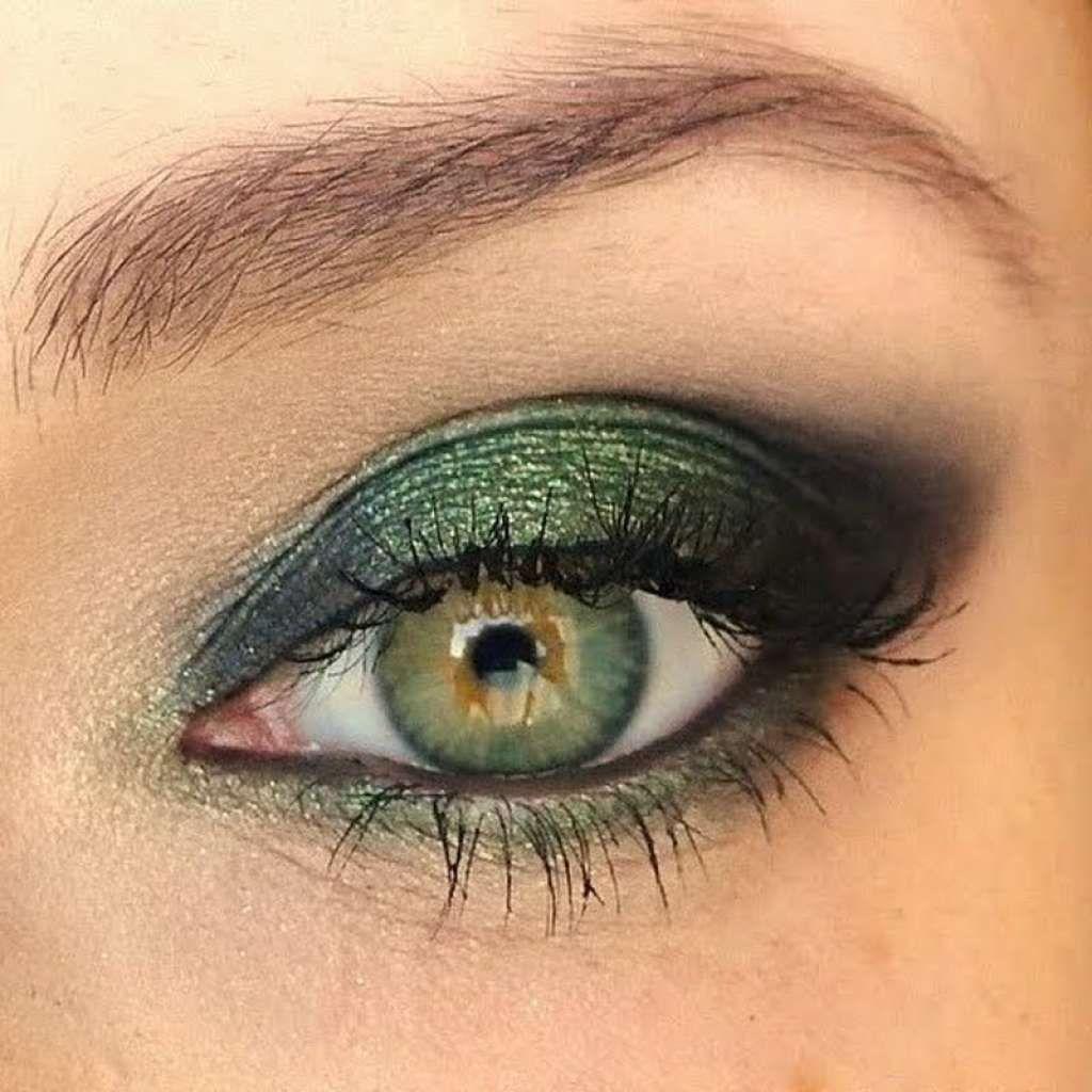 Зеленый Смоки айс для зеленых глаз