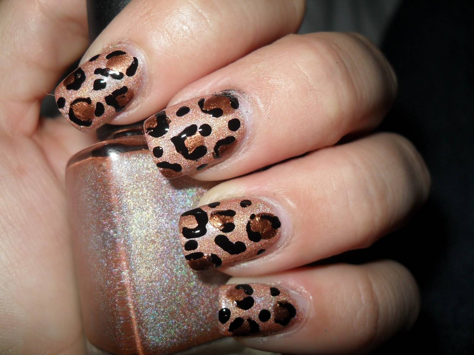 Неотразимый принт на ногтях: стильный леопардовый маникюр