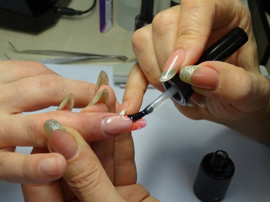 Моделирование ногтей акрилом: о чем нужно знать новичку