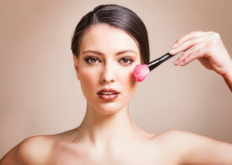 Как создать макияж с эффектом сияющей кожи? 6 простых шагов от визажиста кристины новиковой - sportchic.ru