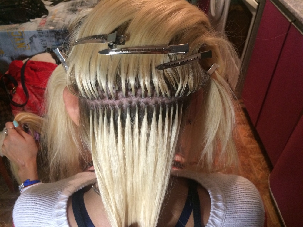 Наращивание волос вплетением прядей