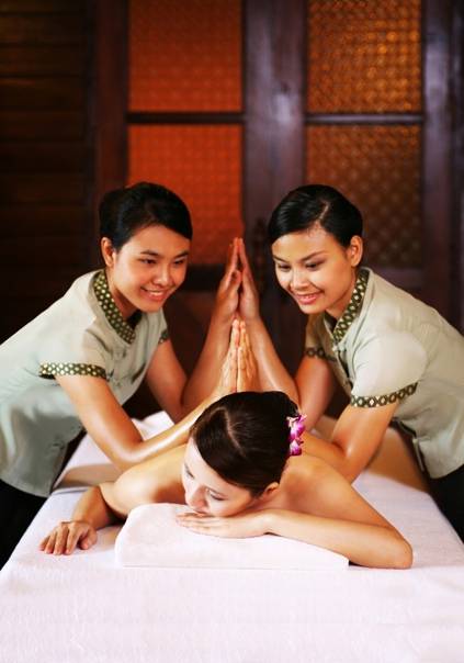 Особенности тайского массажа: работа с телом и энергетическим полем | krasota.ru