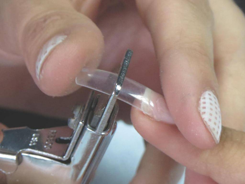 Однофазный гель для наращивания ногтей: что это такое, как пользоваться