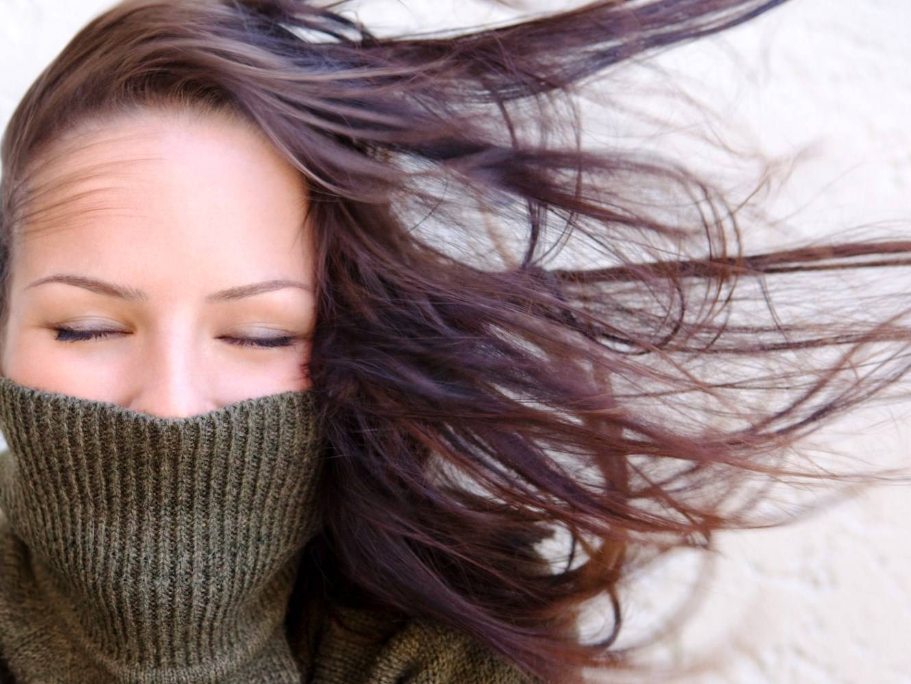 Как защитить волосы от холода – влияет ли холод на волосы