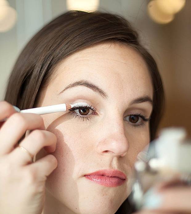 Пять вещей, которые вредно делать перед макияжем - beauty hub