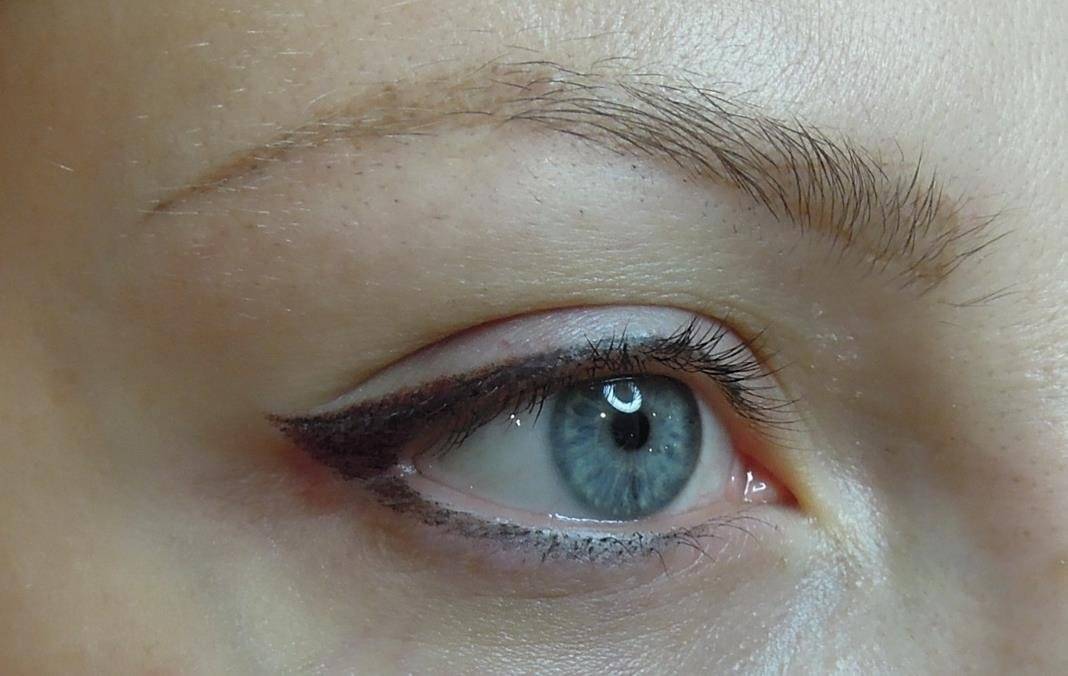 Татуаж век с растушевкой теней: фото и особенности перманентного макияжа глаз с эффектом теней