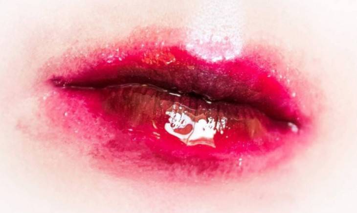 16 лучших губных помад - рейтинг популярных брендов, подборка