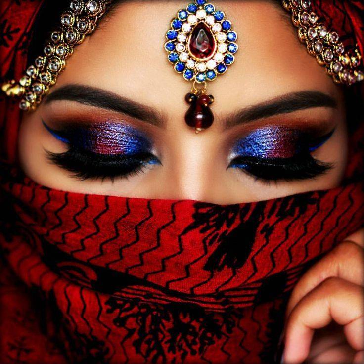 Восточный макияж: арабский, индийский, японский