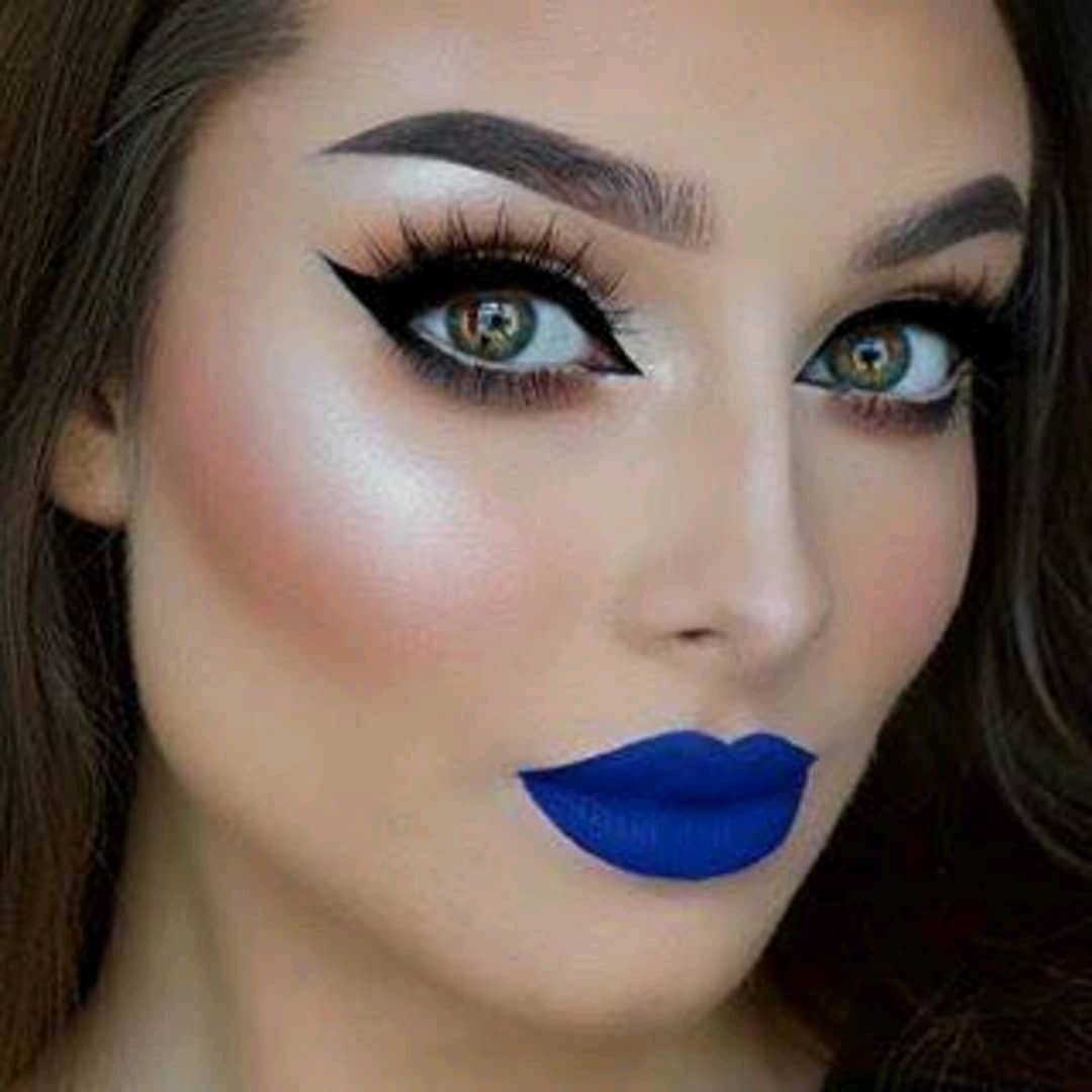 Синий макияж