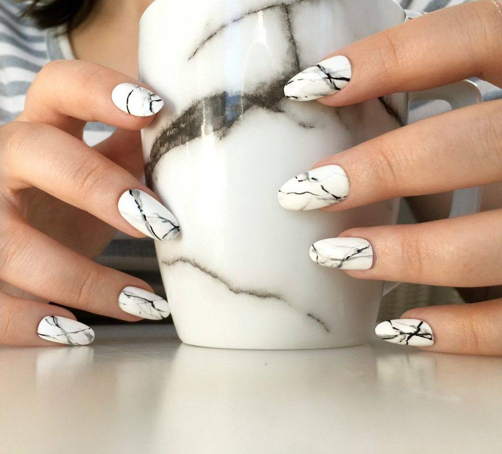 Мраморный маникюр гель-лаком: marble nails, stone nails. как сделать?