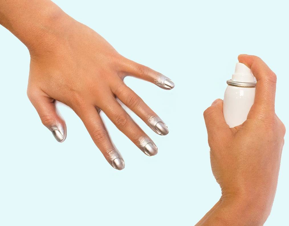 12 самых стойких лаков для ногтей