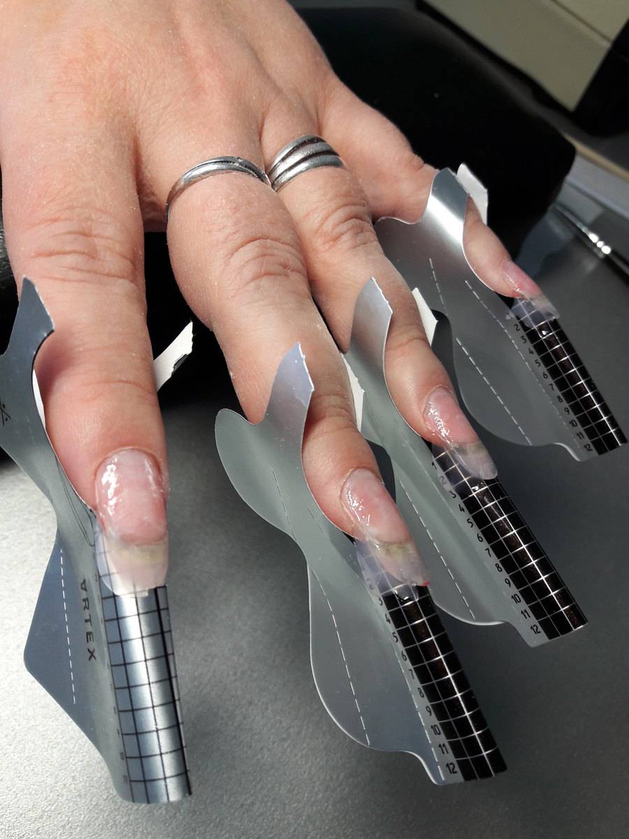 Как происходит наращивание ногтей - пошаговая технология