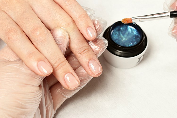 Укрепление коротких и длинных ногтей гелем — полезные советы